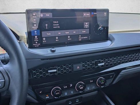 Used 2025 Honda Accord Sport image 14