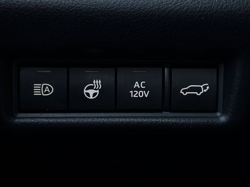 Used 2024 Toyota Grand Highlander Limited image 38