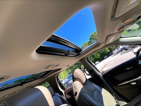 Used 2014 GMC Acadia Denali AWD/4WD image 28