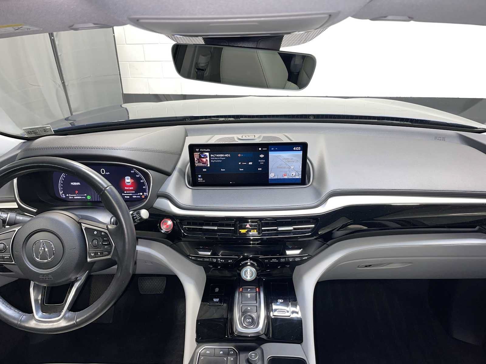Used 2024 Acura MDX w/ Technology Package AWD/4WD image 10