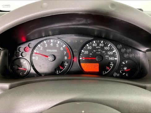 Used 2015 Nissan Frontier SV image 29