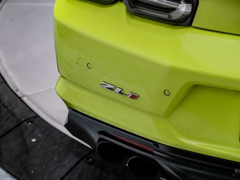 Used 2019 Chevrolet Camaro ZL1 image 18