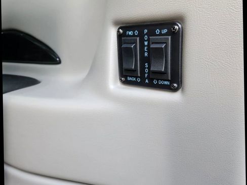 Used 2023 Mercedes-Benz Sprinter 2500 image 22