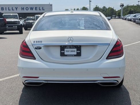 Used 2019 Mercedes-Benz S 560 Sedan image 4