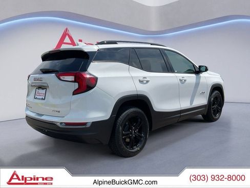 Used 2024 GMC Terrain AT4 AWD/4WD image 5