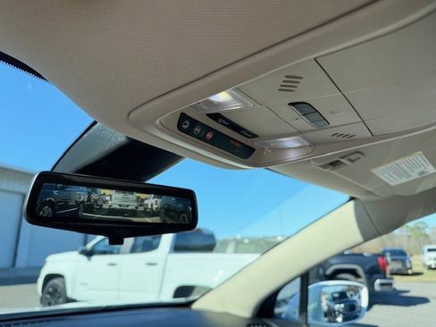 Used 2020 Buick Enclave Essence w/ Sound and Sites Package image 16