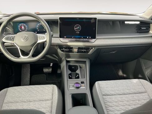 Used 2025 Volkswagen Tiguan S AWD/4WD image 10