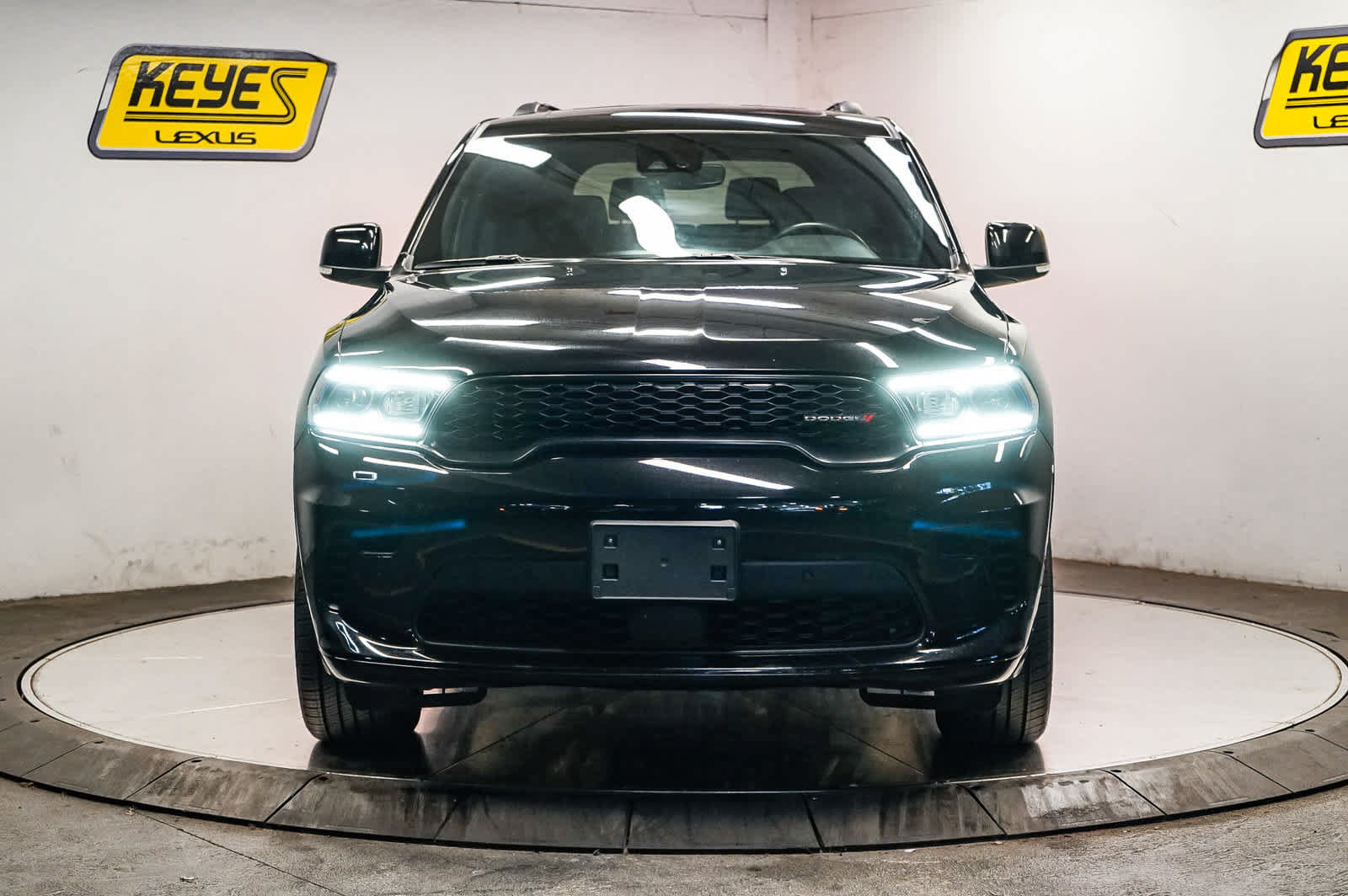 Used 2025 Dodge Durango GT AWD/4WD image 2
