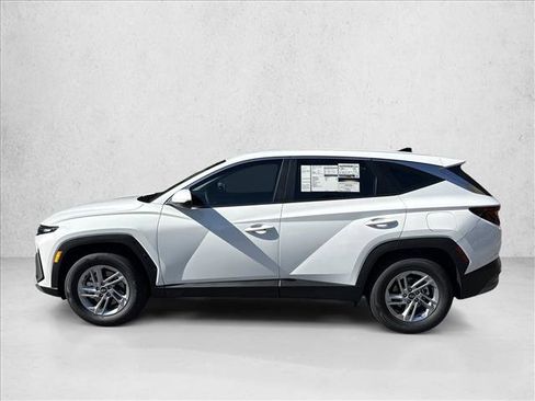 New 2026 Hyundai Tucson SE image 5