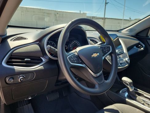 Used 2023 Chevrolet Malibu LS w/ LPO, Floor Liner Package FWD image 17