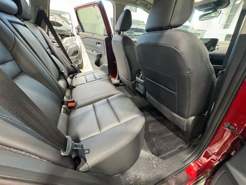 Used 2023 Nissan Rogue SL w/ SL Premium Package AWD/4WD image 11