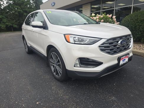 Certified 2019 Ford Edge Titanium w/ Cold Weather Package AWD/4WD image 1