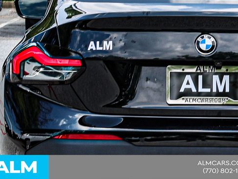 Used 2022 BMW 230i Coupe w/ Convenience Package RWD image 13