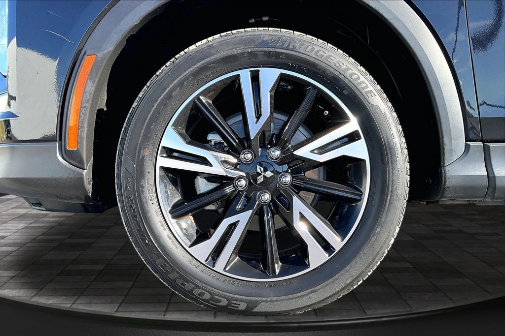 Used 2025 Mitsubishi Eclipse Cross SE AWD/4WD image 9
