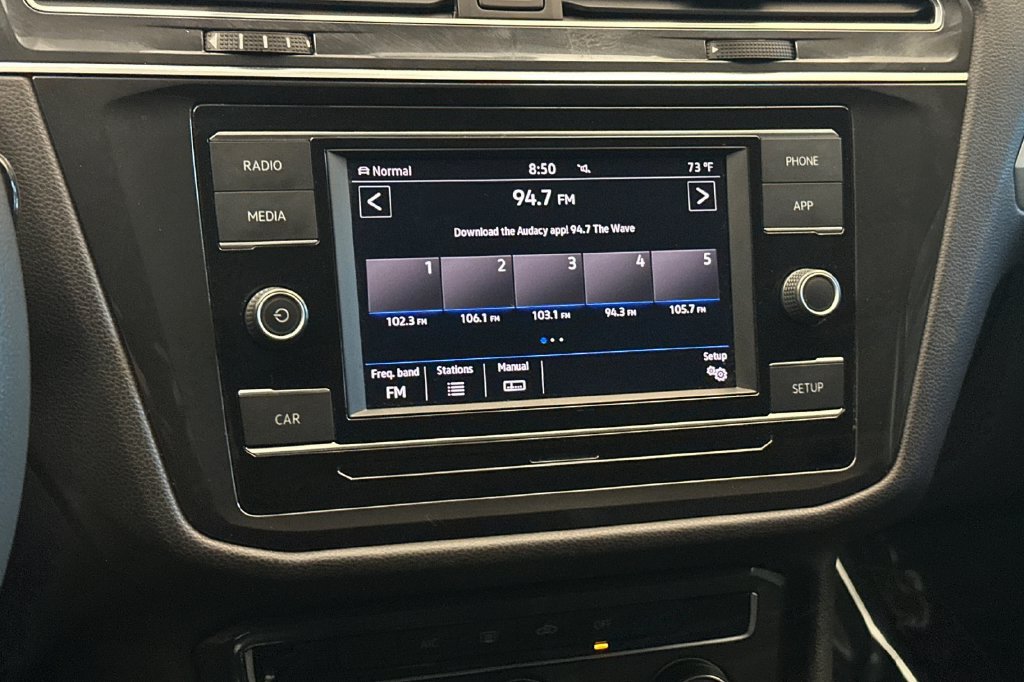 Used 2019 Volkswagen Tiguan S w/ 3rd Row Seat Package AWD/4WD image 19
