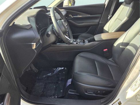 Used 2020 MAZDA CX-30 FWD w/ Premium Package image 10