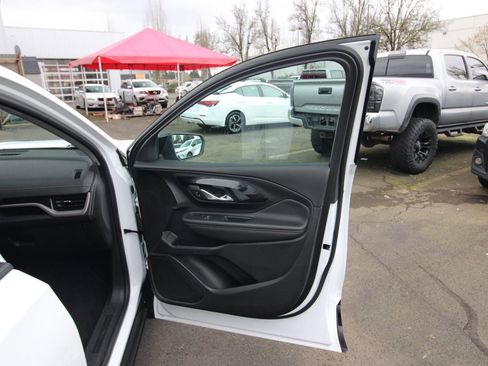 Used 2022 GMC Terrain AT4 w/ Tech Package AWD/4WD image 24