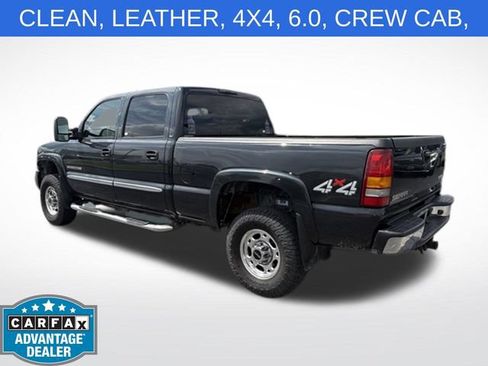 Used 2003 GMC Sierra 2500 SLT w/ SLT Preferred Equipment Group AWD/4WD image 6
