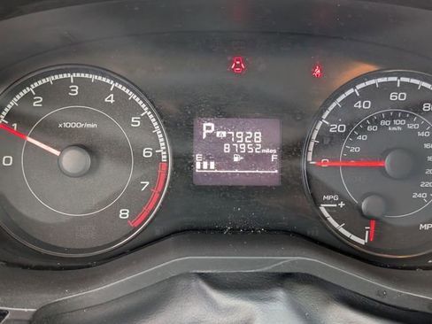 Used 2018 Subaru Crosstrek 2.0i AWD/4WD image 13