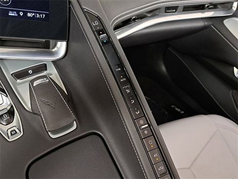 Used 2020 Chevrolet Corvette Stingray image 29