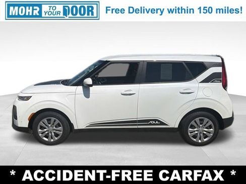 Used 2021 Kia Soul LX FWD image 2