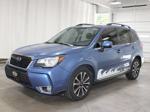 Used 2017 Subaru Forester 2.0XT Touring AWD/4WD image 4