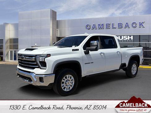Used 2026 Chevrolet Silverado 2500 LTZ w/ LTZ Convenience Package AWD/4WD image 1
