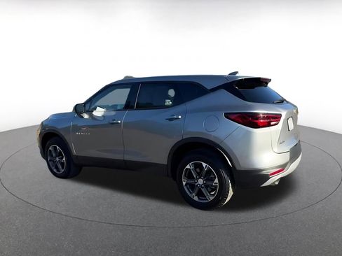 Used 2025 Chevrolet Blazer LT FWD image 10
