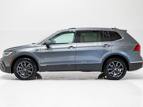 Used 2023 Volkswagen Tiguan SE FWD image 28