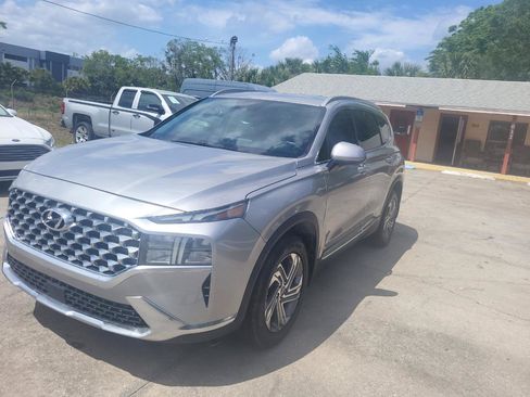 Used 2021 Hyundai Santa Fe SEL FWD image 7