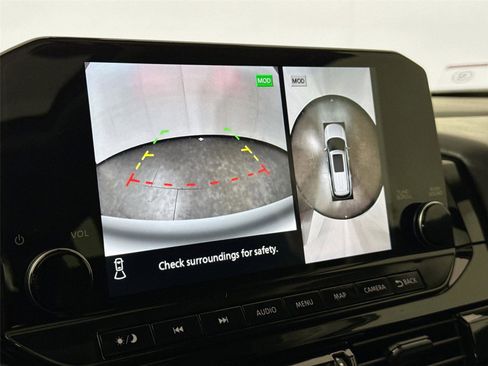 Used 2025 Nissan Pathfinder SL w/ SL Premium Package FWD image 24