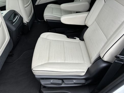 Used 2021 Cadillac Escalade Sport w/ Driver Assist Tech Package RWD image 15