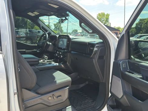 Used 2022 Ford F150 XLT w/ Equipment Group 302A High AWD/4WD image 15