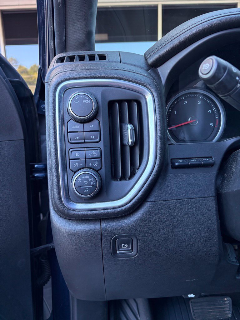 Used 2020 Chevrolet Silverado 2500 High Country w/ Z71 Off-Road Package AWD/4WD image 16