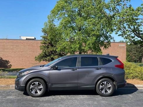 Used 2017 Honda CR-V LX image 5