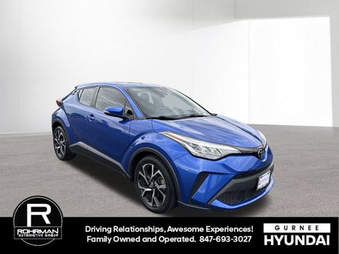 Used 2020 Toyota C-HR XLE FWD image 2