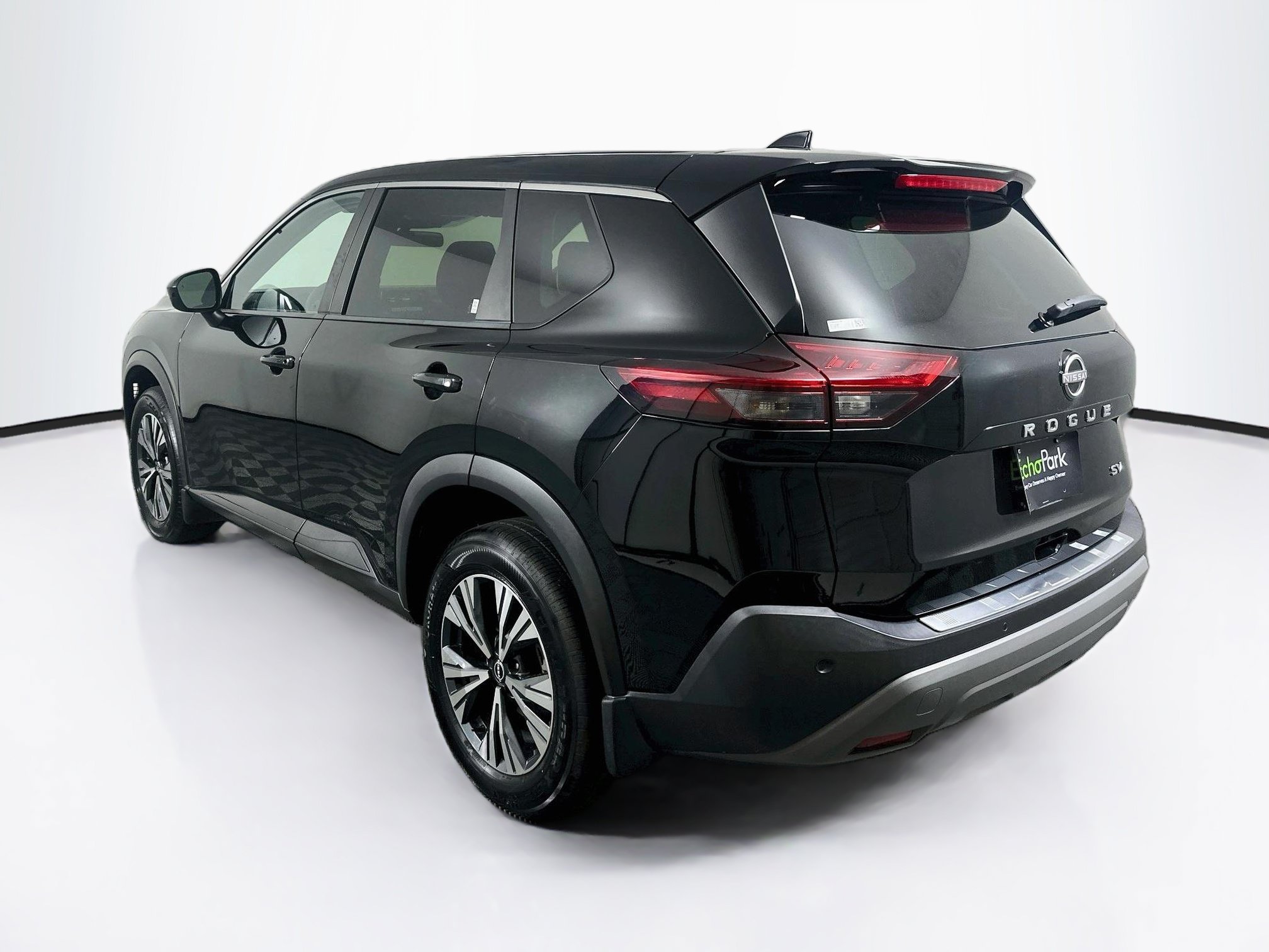 Used 2023 Nissan Rogue SV FWD image 5
