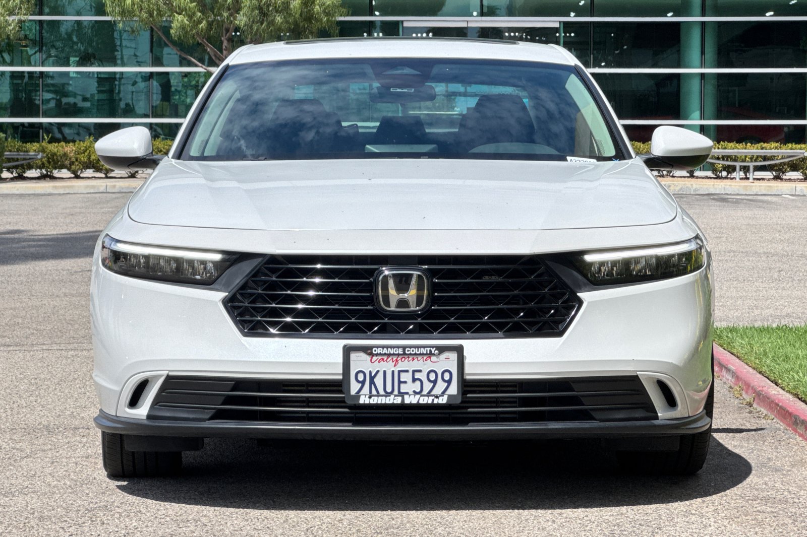 Used 2024 Honda Accord EX image 3