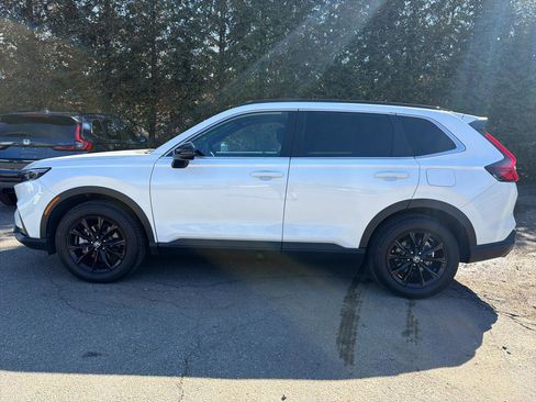 Used 2025 Honda CR-V Sport image 2