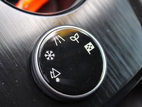 Used 2023 Nissan Rogue S image 37