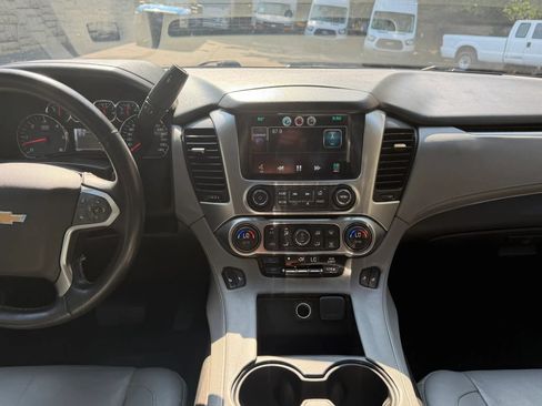 Used 2015 Chevrolet Tahoe LT RWD image 19