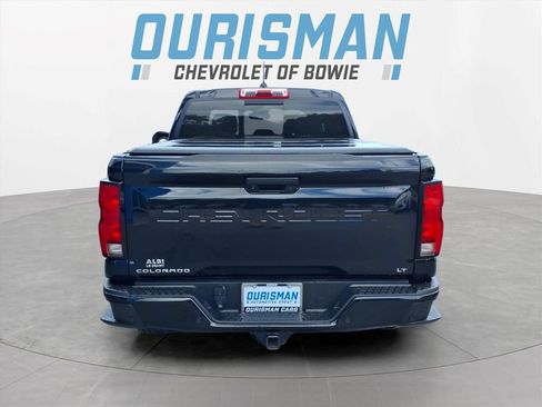 Used 2024 Chevrolet Colorado LT w/ LT Convenience Package III AWD/4WD image 4