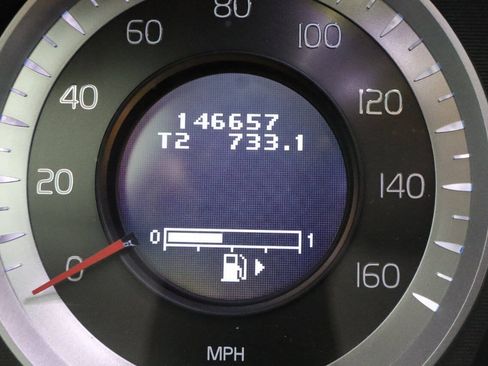 Used 2013 Volvo XC60 T6 AWD/4WD image 17