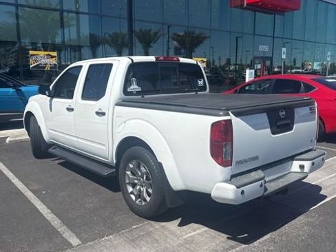 Certified 2021 Nissan Frontier SV RWD image 4