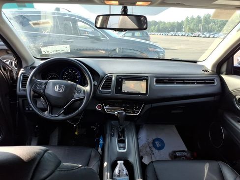 Used 2018 Honda HR-V EX-L image 9