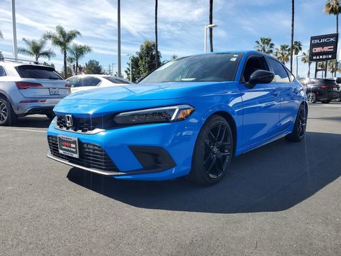 Used 2024 Honda Civic Sport image 2