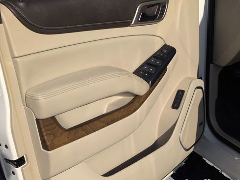 Used 2019 GMC Yukon Denali w/ Open Road Package image 17