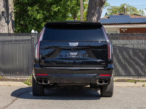 Used 2026 Cadillac Escalade V AWD/4WD image 26