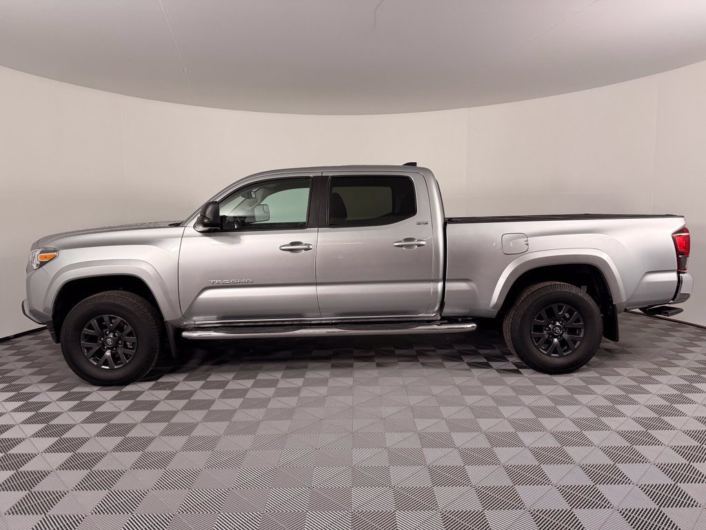 Certified 2023 Toyota Tacoma SR5 AWD/4WD image 12