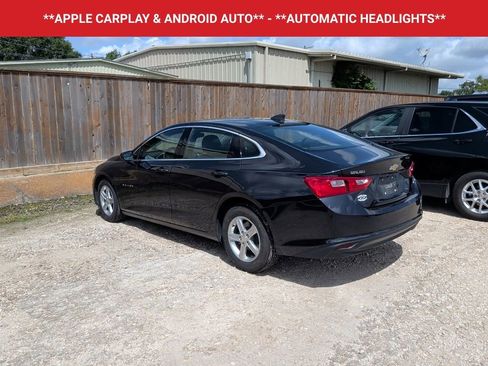 Used 2022 Chevrolet Malibu LS FWD image 5